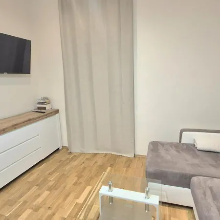 Topolowa Apartament z klimatem- Topolowa/Rynek/PKP Kraków Zewnętrze zdjęcie