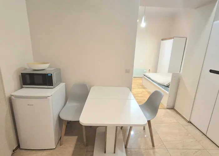 Topolowa Apartament Z Klimatem- Topolowa/Rynek/Pkp